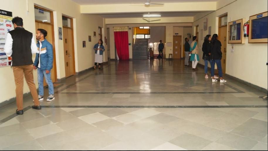 IILM Academy of Higher Learning Jaipur Campus photo 10